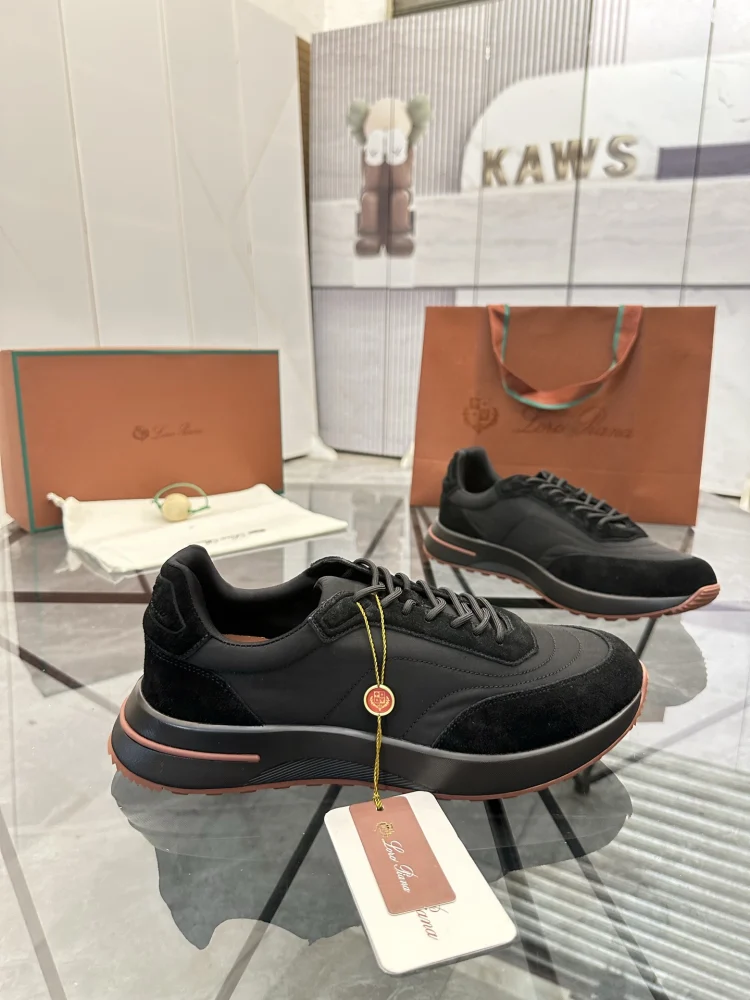 LORO PIANA